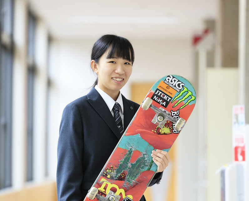 スケートボードストリート女子日本代表　赤間凛音選手